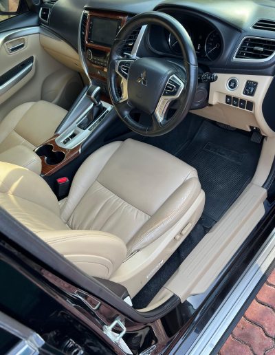 Pajero Sport Mobil Second (4)